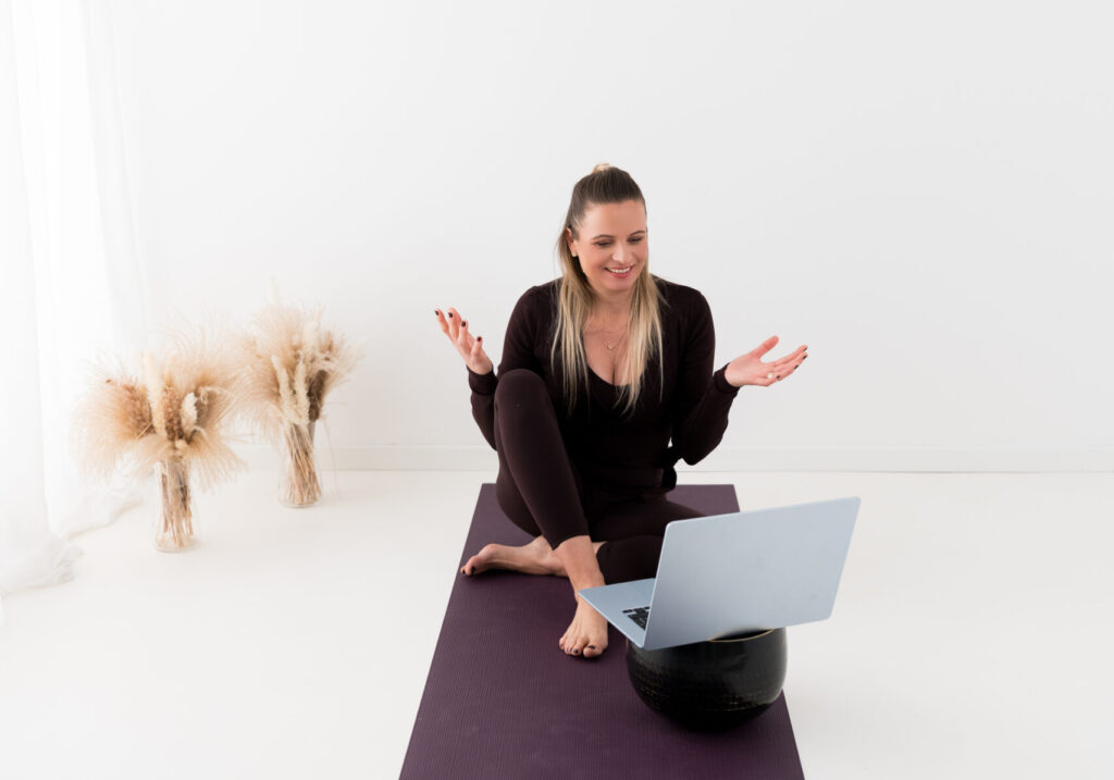 lezioni di yoga online